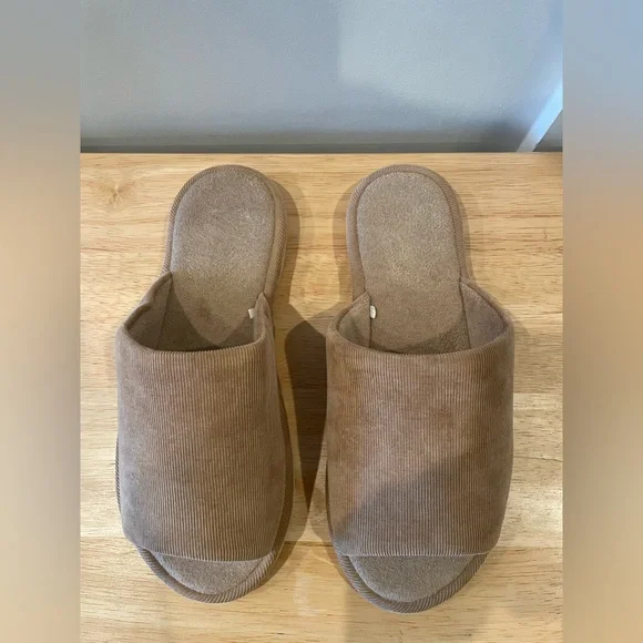 Beige Corduroy Slippers - Picture 1 of 12
